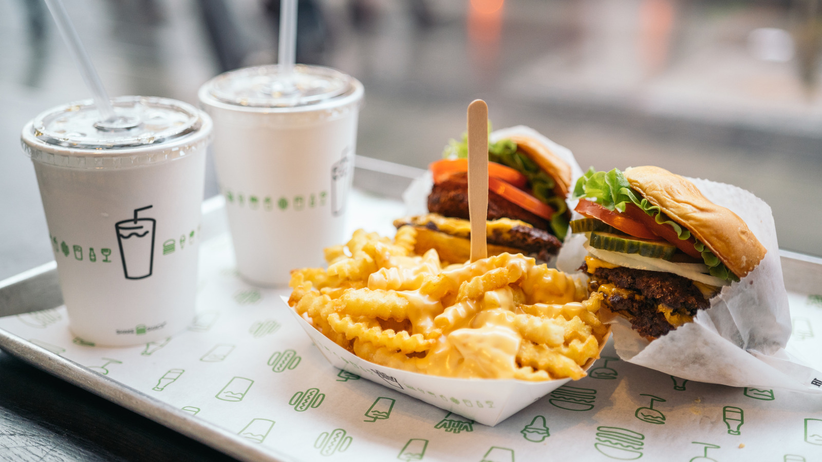 Shake Shackで注文できる最も不健康なアイテムの5つ