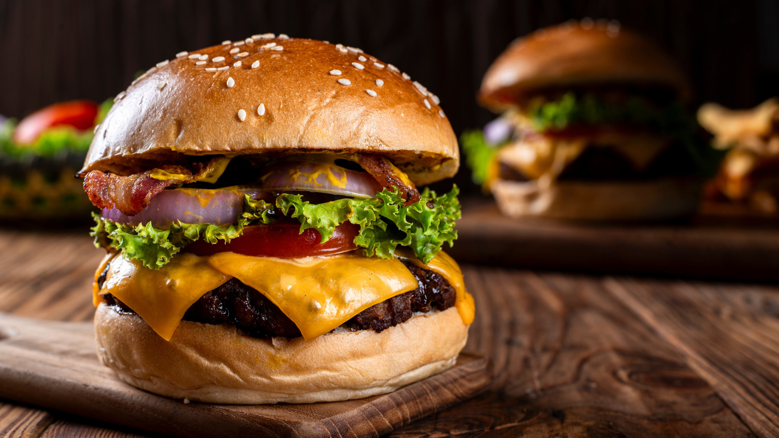このブージーチーズでハンバーガーの風味を高めます