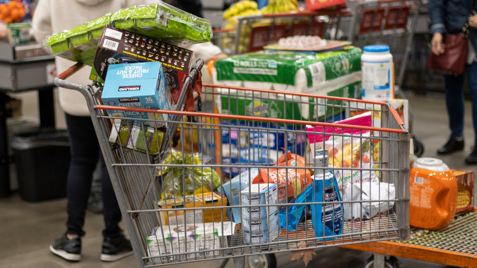 コストコの食料品で同じ日配達がどのように機能するか