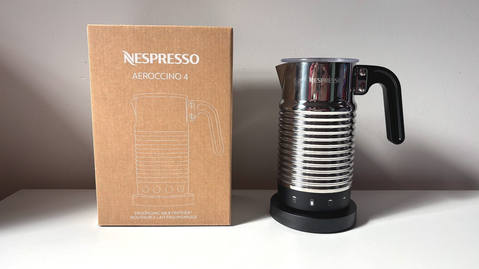レビュー：ネスプレッソのAeroccino4リフレッシュは完全にアップグレードする価値があります