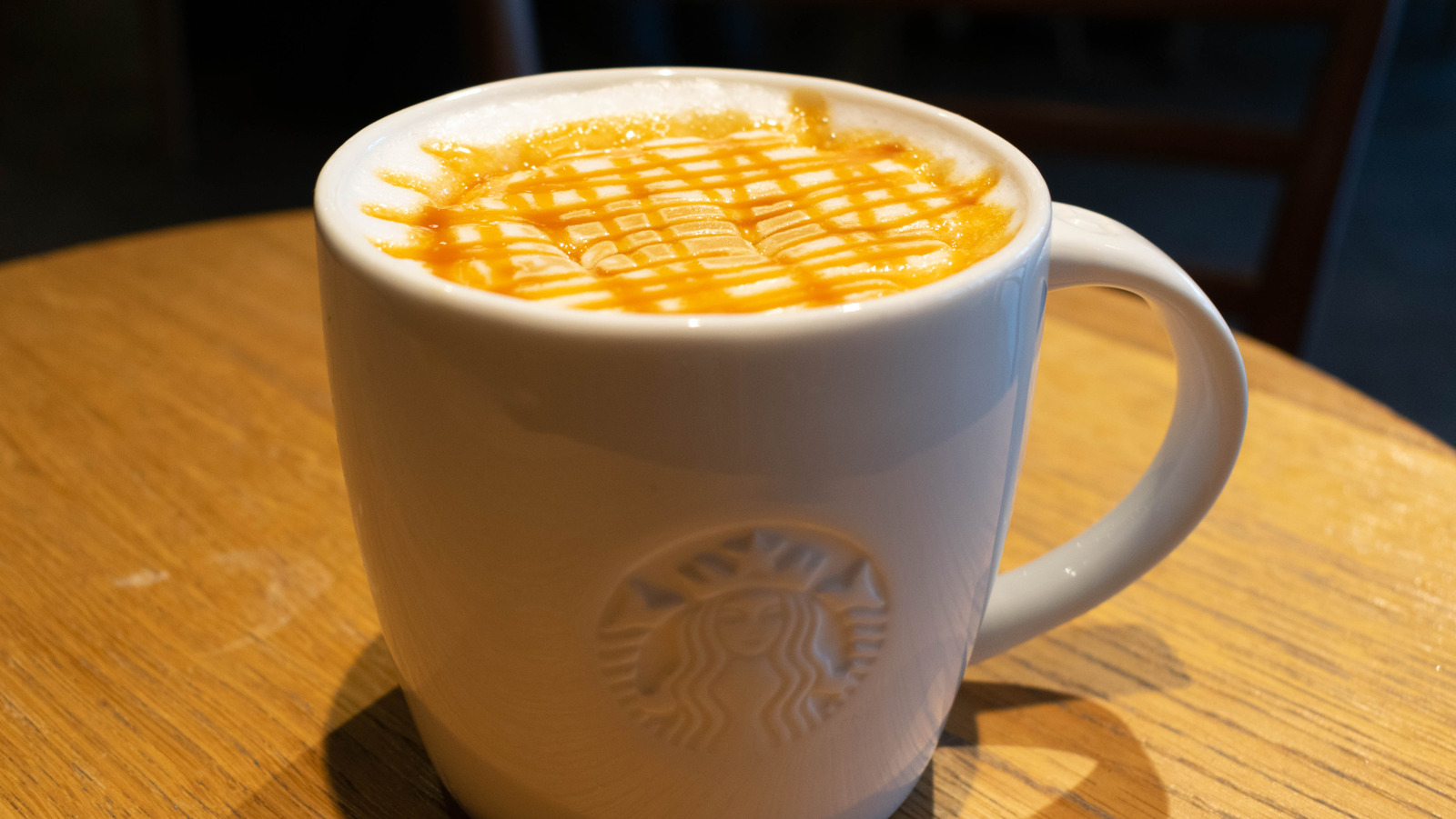 スターバックスの最高のコーヒークリーマーフレーバーは、代表的なドリンクからインスピレーションを受けています