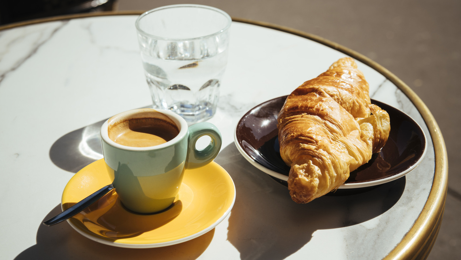 フランス料理レストランで絶対に注文してはいけないコーヒー飲料